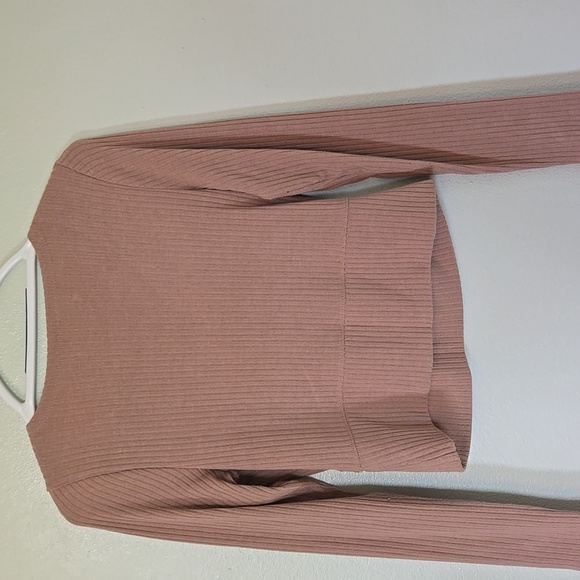 Abercrombie & Fitch Tan Knotted Front Crop Top Size Medium - Picture 2 of 5